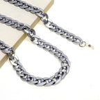 Oversized Eyewear Chain with Secure Attachments for Glasses
