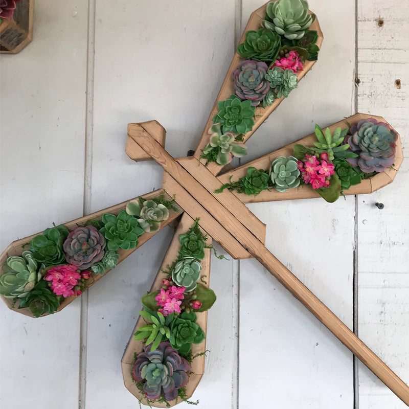 Wooden Animal Succulent Garden Arrangement, 9.8 × 0.7 in