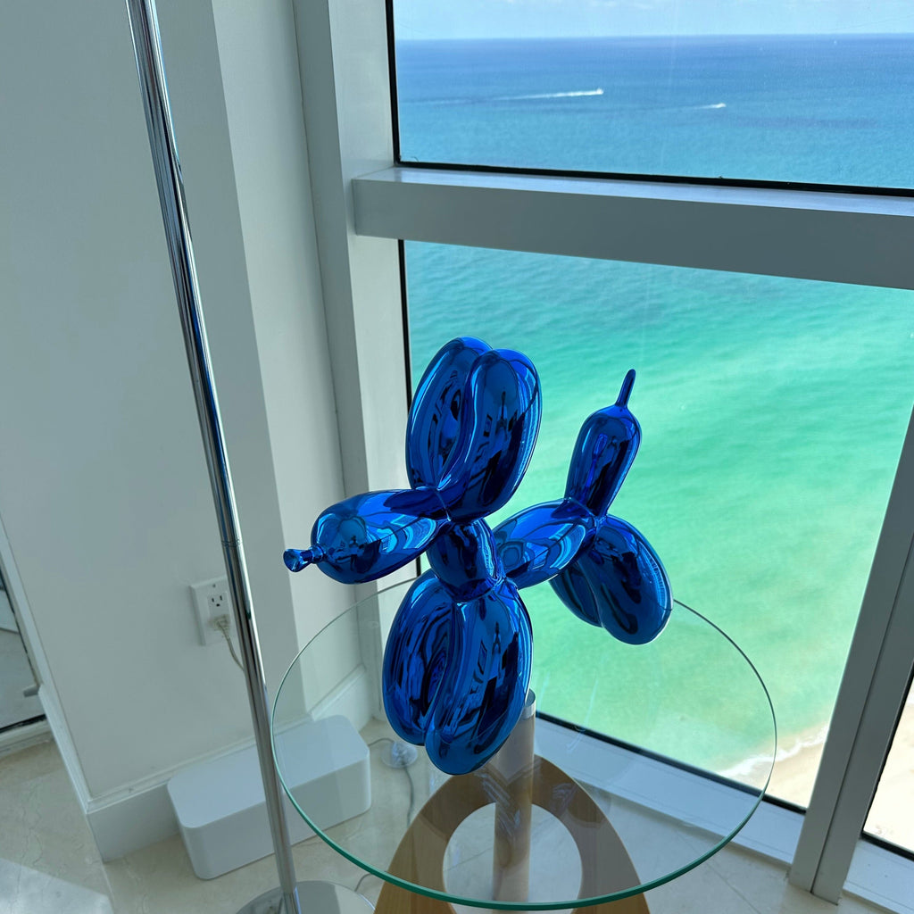Resin Balloon Dog Sculpture, 4 x 4 x 1.5 Inches