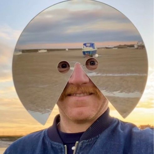 Round Mirrored Full-Face Costume Mask for Parties, Carnivals & Photo Projects