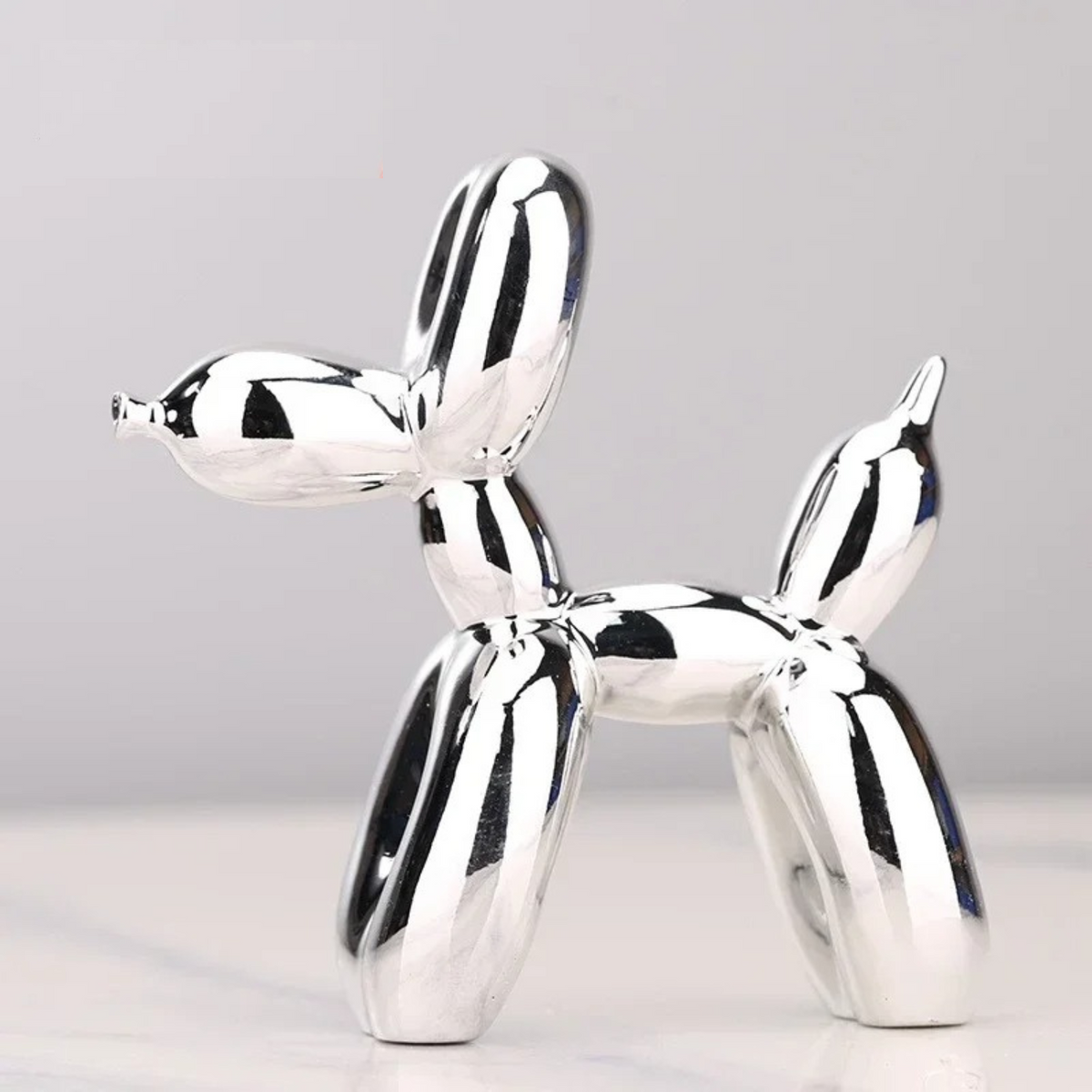 Resin Balloon Dog Sculpture, 4 x 4 x 1.5 Inches