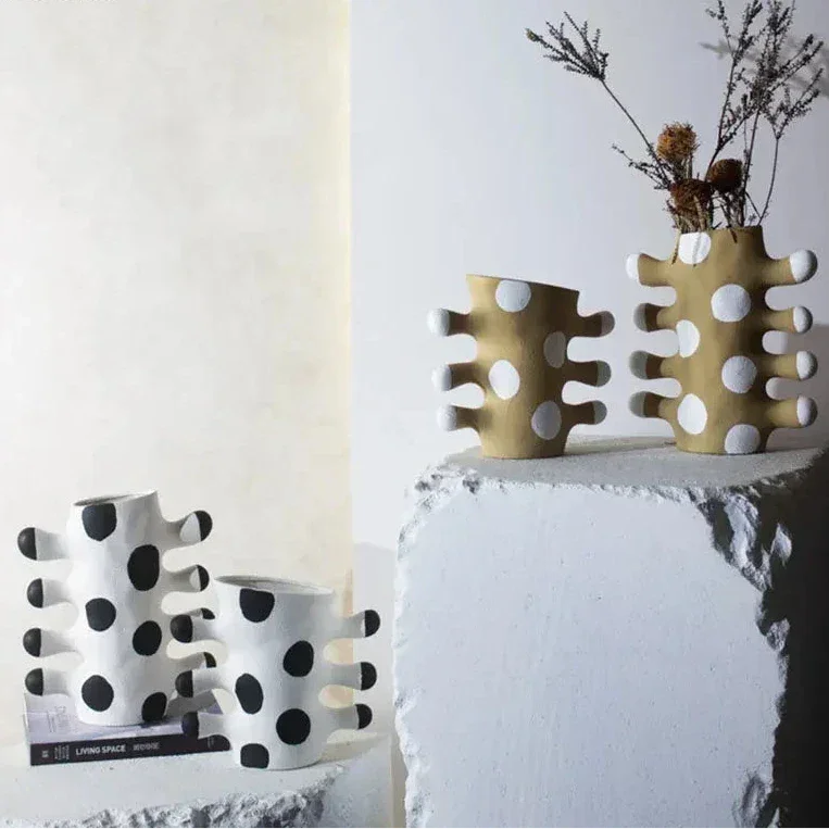 Aerwyn Resin Vase