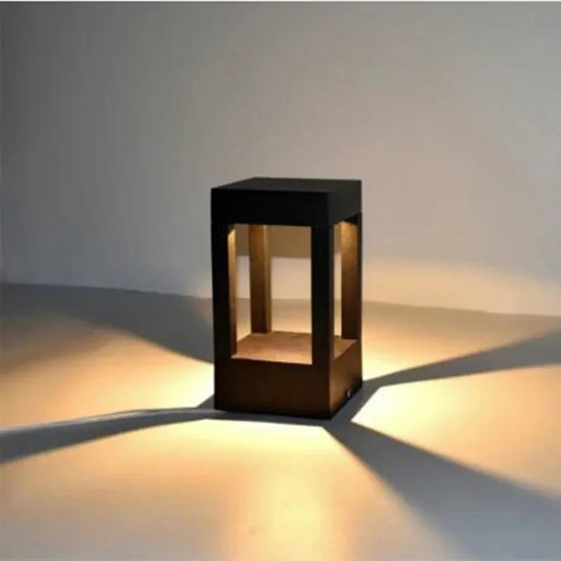 Alfosa LED Lawn Lamp