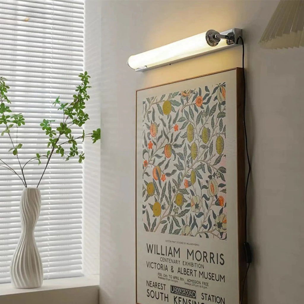 Alndora Wall Lamp
