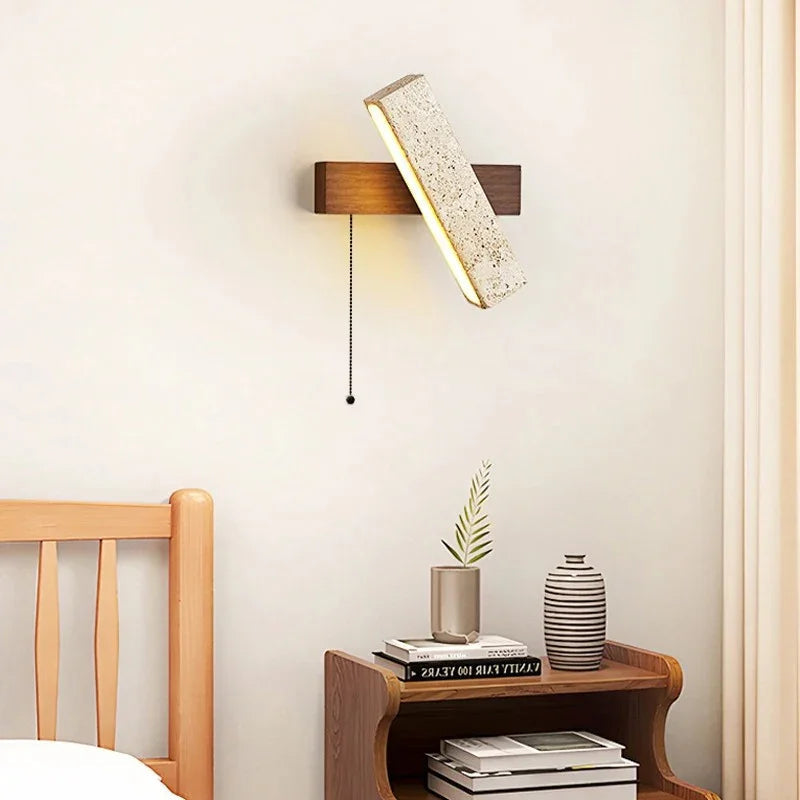 Alstola Wall Lamp
