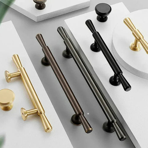 Alveda Brass Knobs & Handles