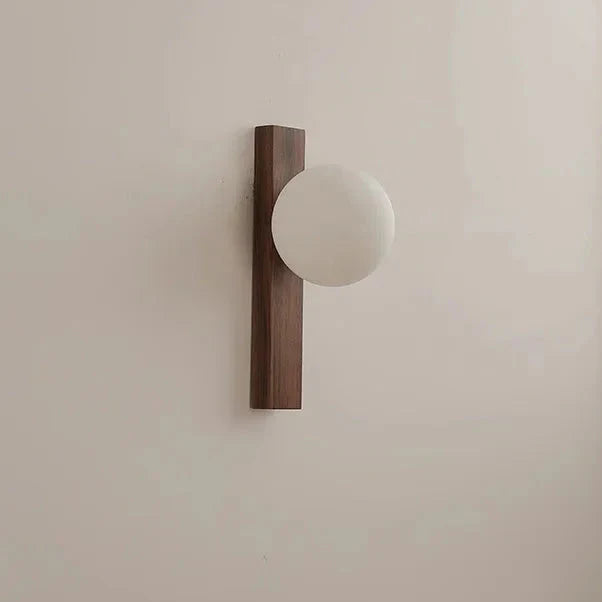 Alvosa Wall Lamp