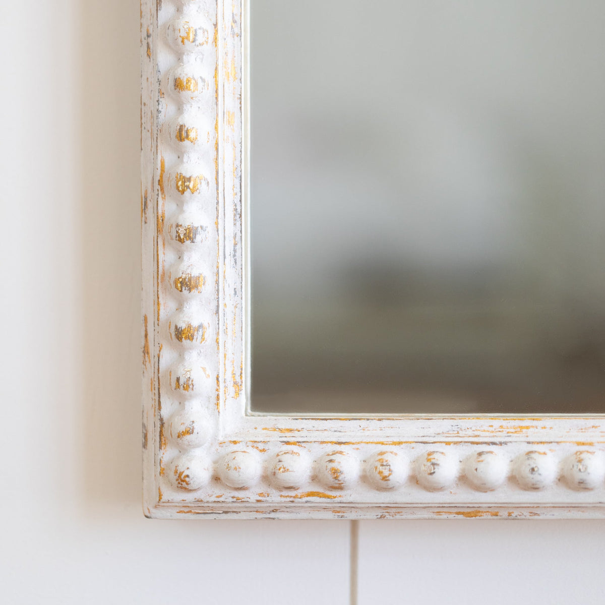 Arched Elegant Wall Mirror | Thrascher