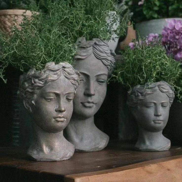 Artful Plant Sculptures | Thrascher
