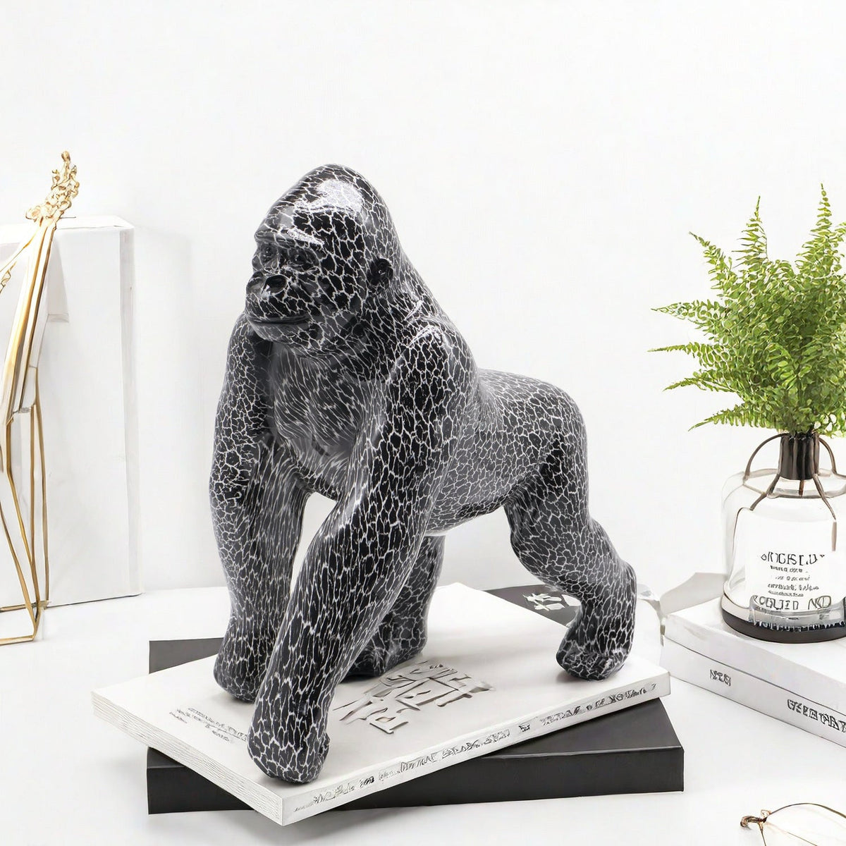 Artistic Gorilla Sculpture | Thrascher