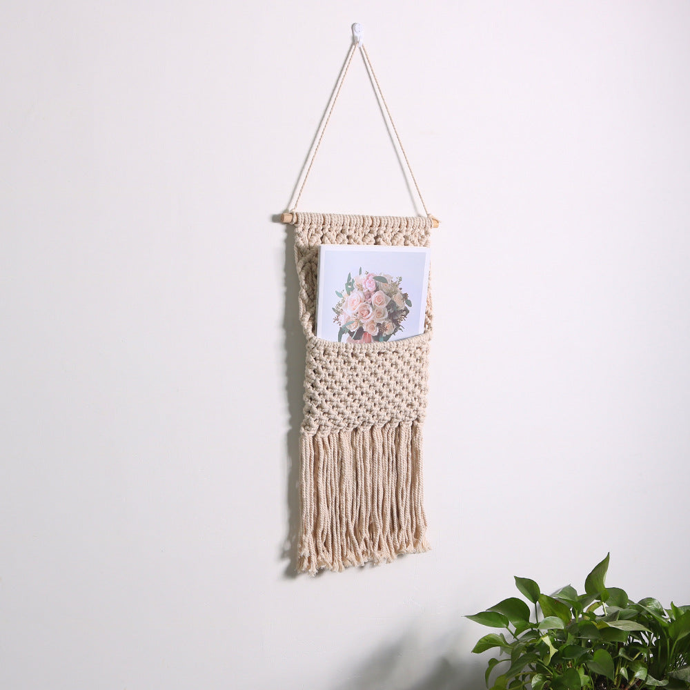 Artistic Macrame Wall Decor with Beautiful Fringe Decoration | Thrascher