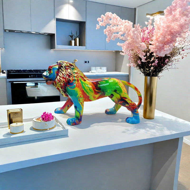 Artistically Designed Lion Figure | Thrascher