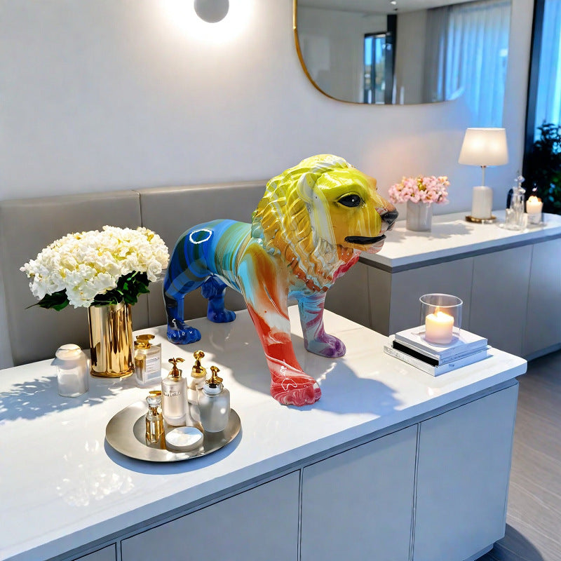 Artistically Designed Lion Figure | Thrascher