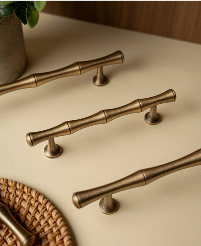 Ashdando Solid Brass Cabinet Handle