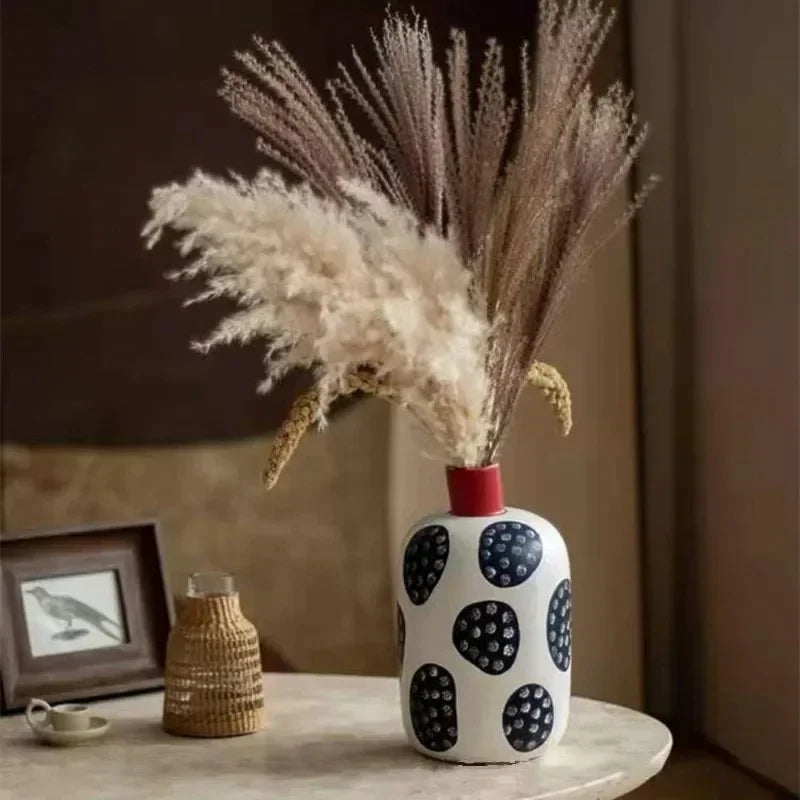 Avenra Ceramic Vase