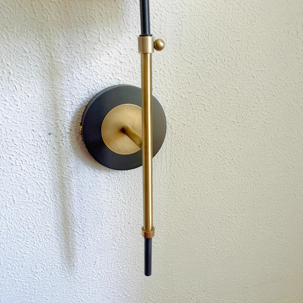 Belnia Wall Lamp