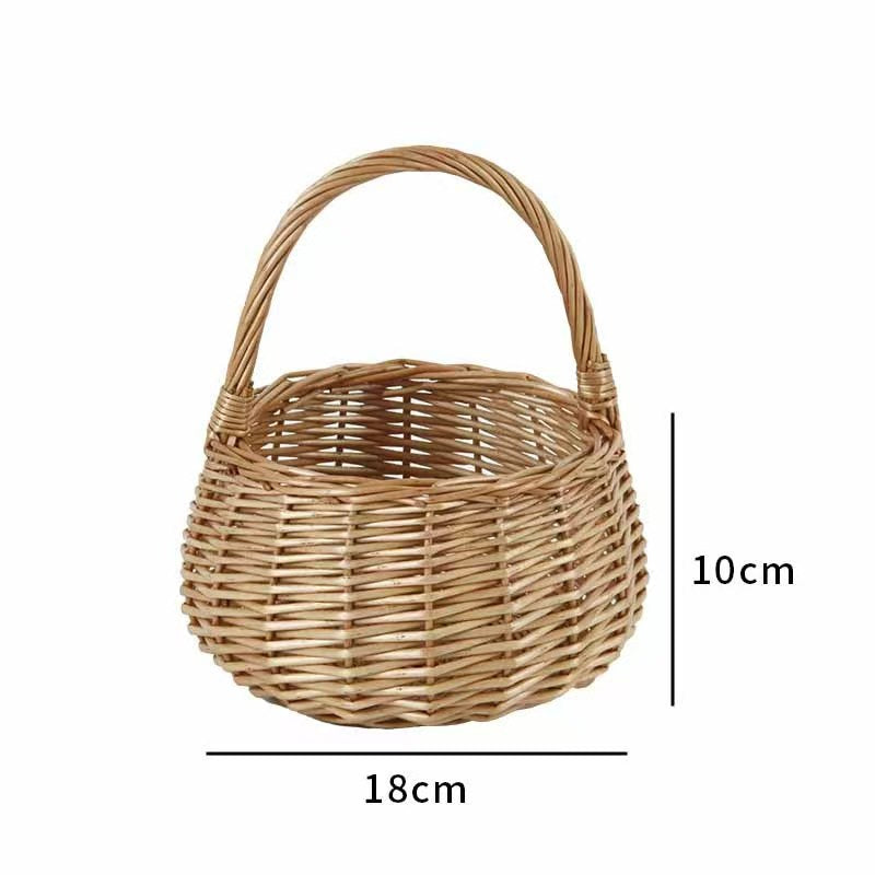 Braided Basket with Practical Handle | Thrascher