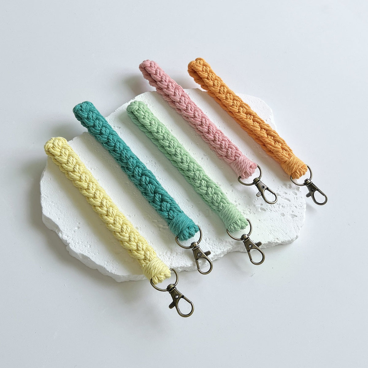 Braided Keychain Holder | Thrascher