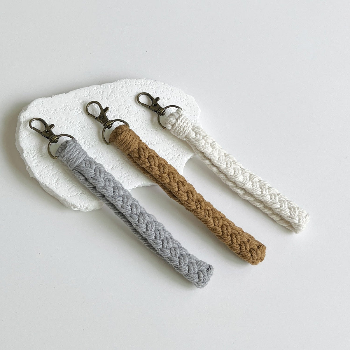Braided Keychain Holder | Thrascher