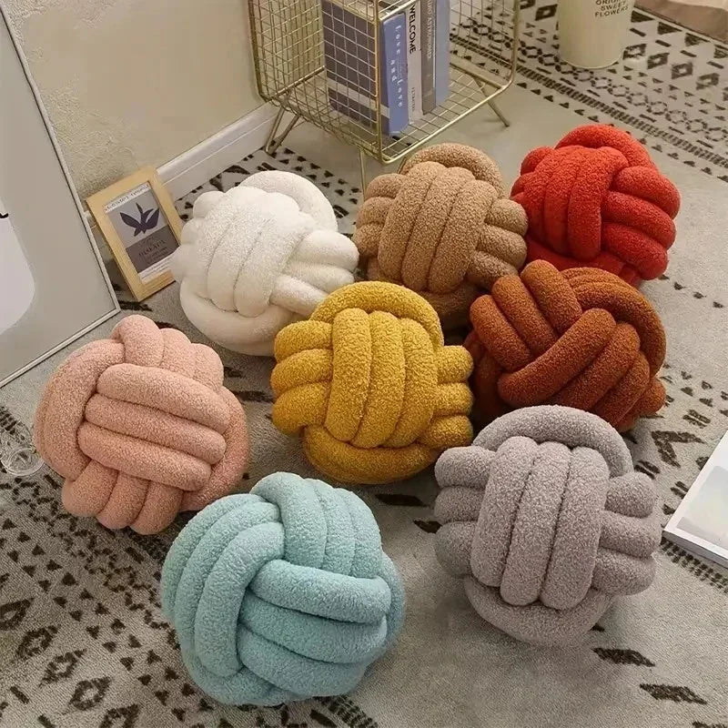 Calbina Pillow