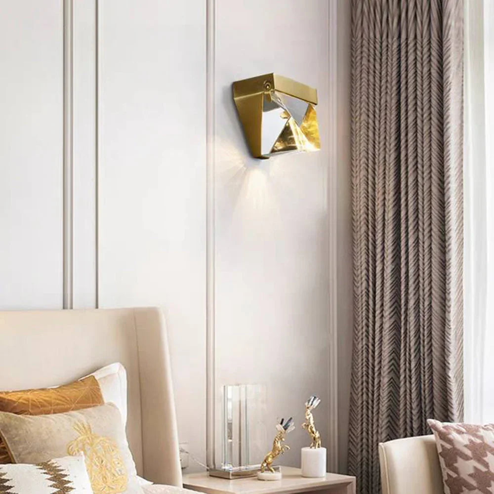 Caldia Outdoor Wall Lamp