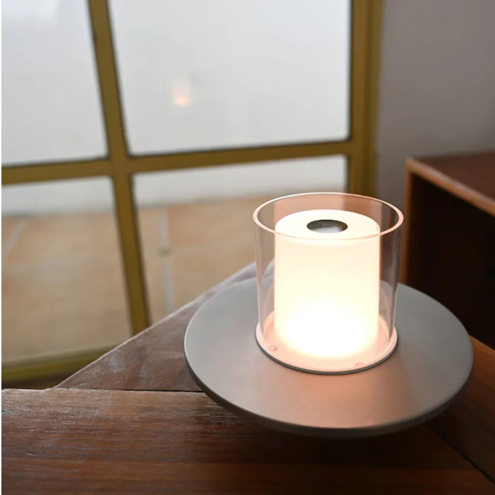 Calmesa Portable Lamp