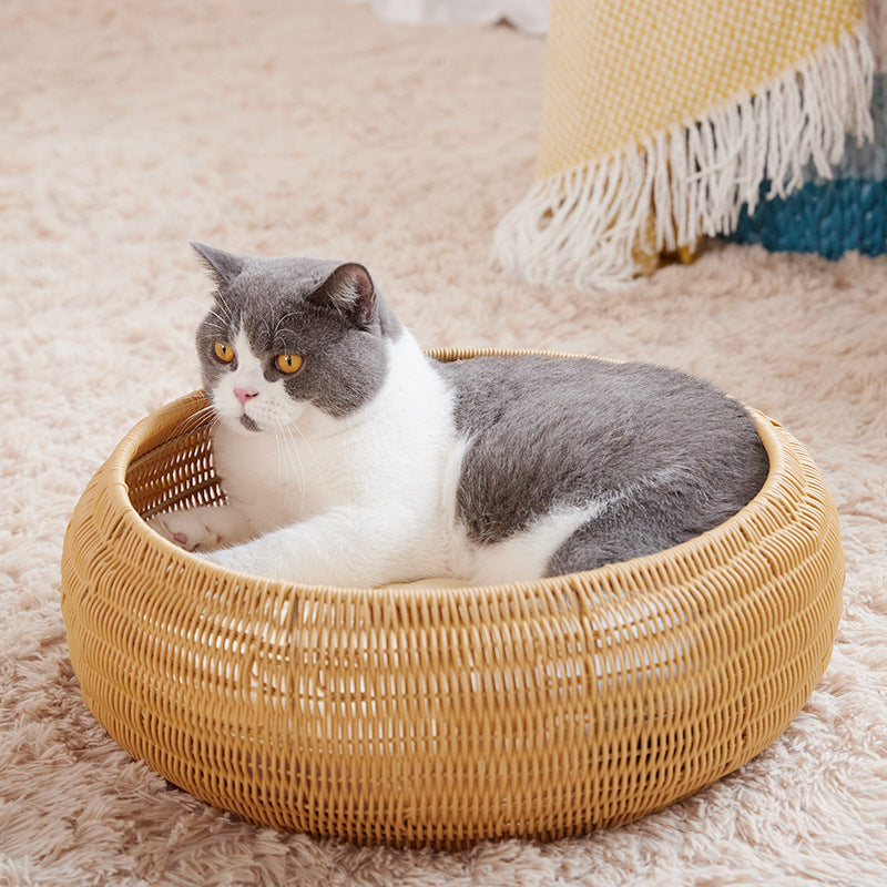 Cat Bed with Round Rattan Decoration | Thrascher