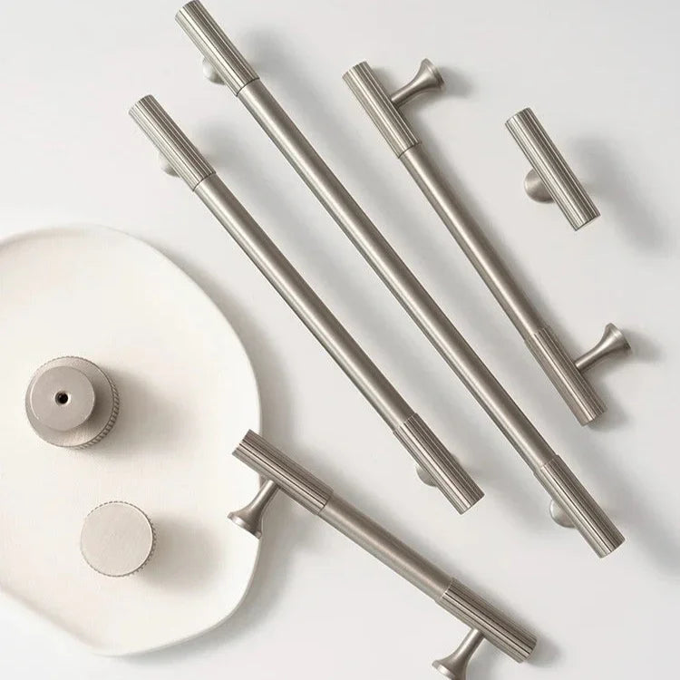 Celnuna Knobs