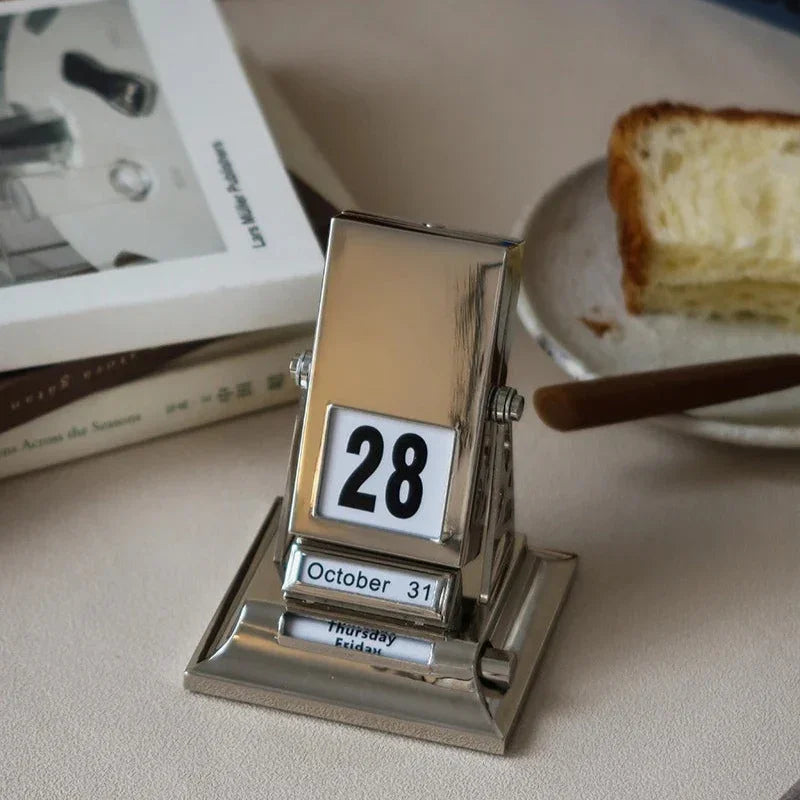 Celtuna Desk Calendar