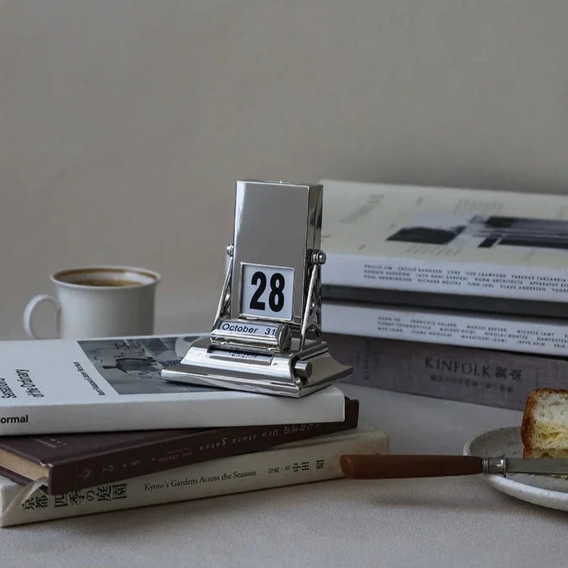 Celtuna Desk Calendar