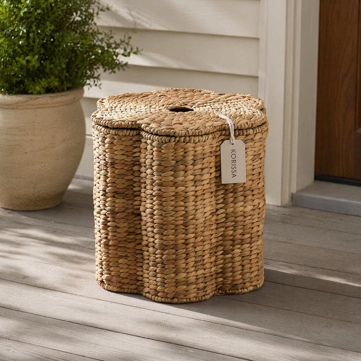 Chair made of Braided Natural Material | Thrascher