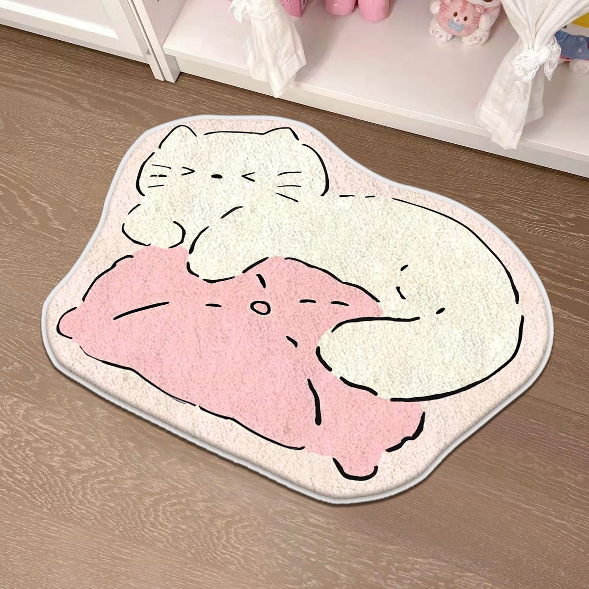 Children's Playful Cat-Shaped Area Mat | Thrascher