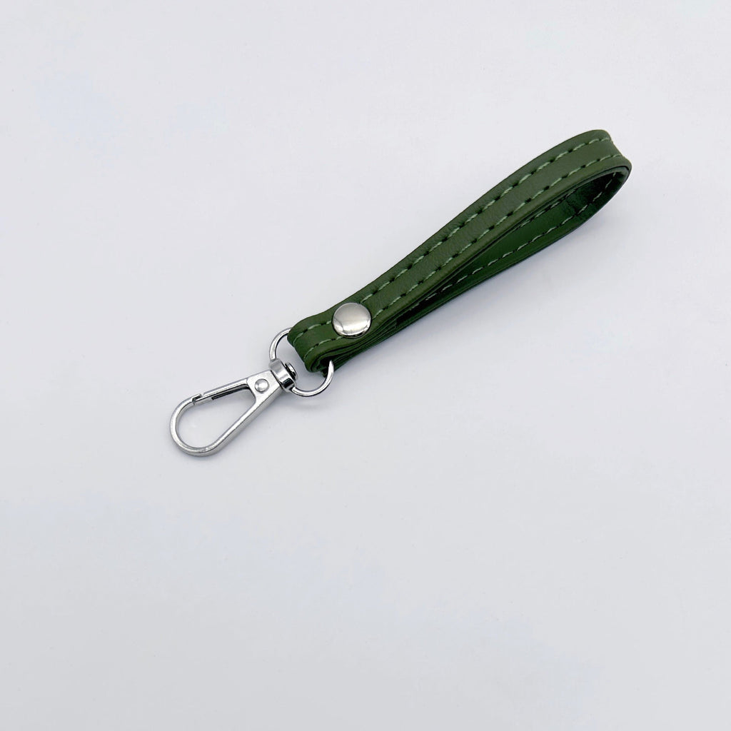 Classic Leather Keychain | Thrascher