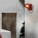 Clyndvia Compact Magnetic Wall Lamp