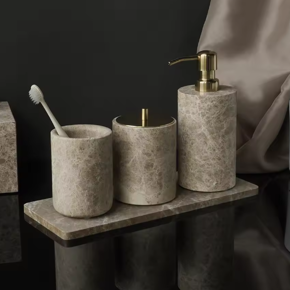 Clystynta Bathroom Accessories Set