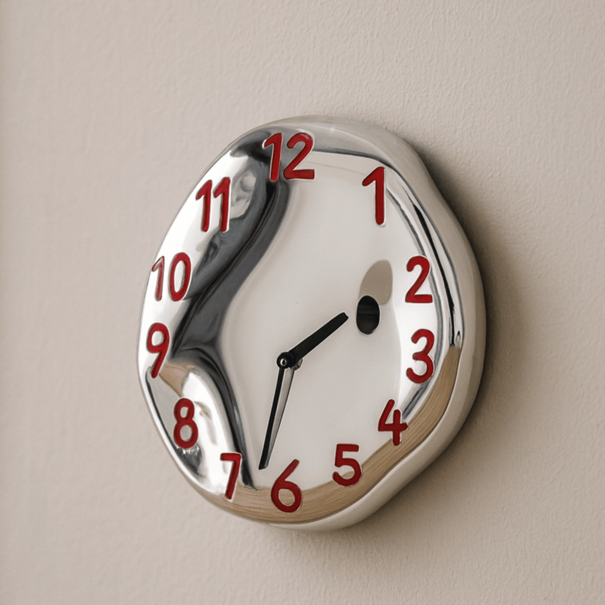 Clystynta Wall Clock