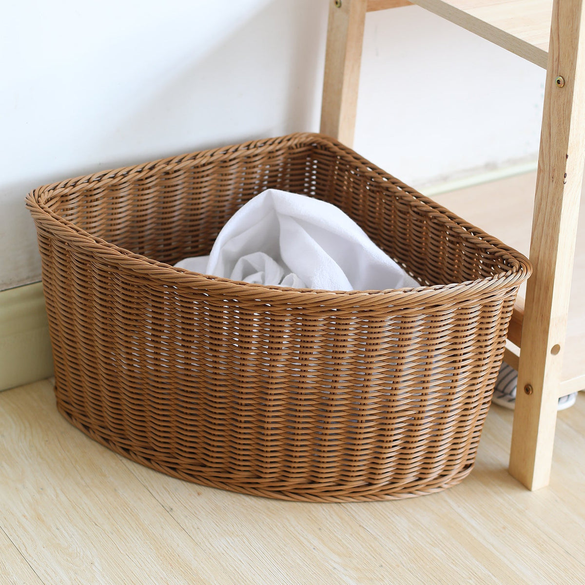 Corner Woven Storage Basket | Thrascher