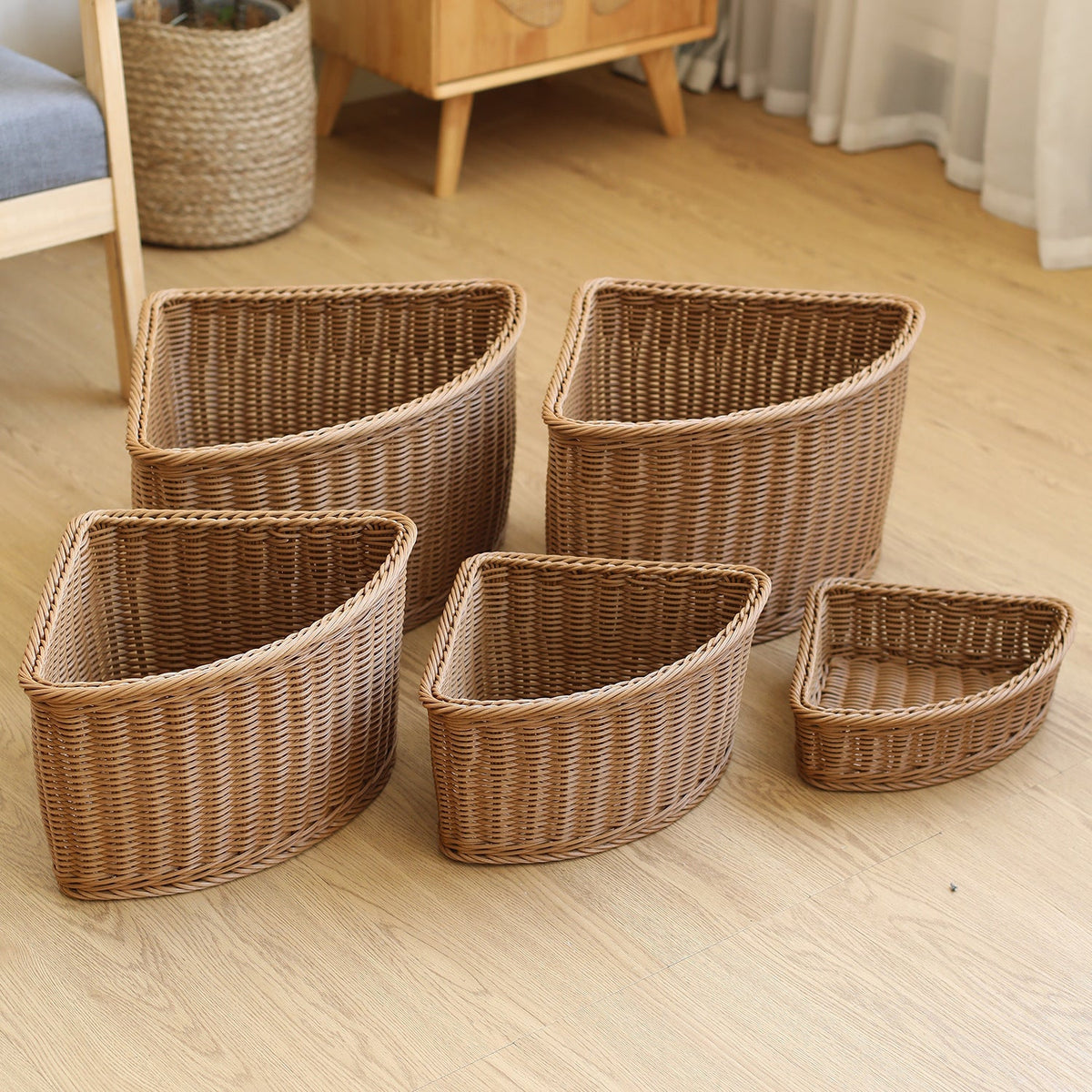 Corner Woven Storage Basket | Thrascher