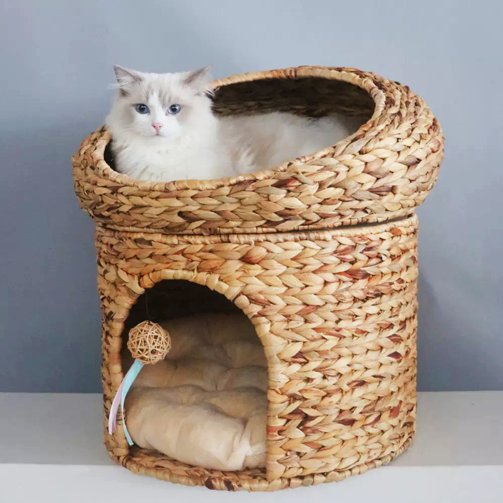 Cozy Cat Basket with Play Ball | Thrascher