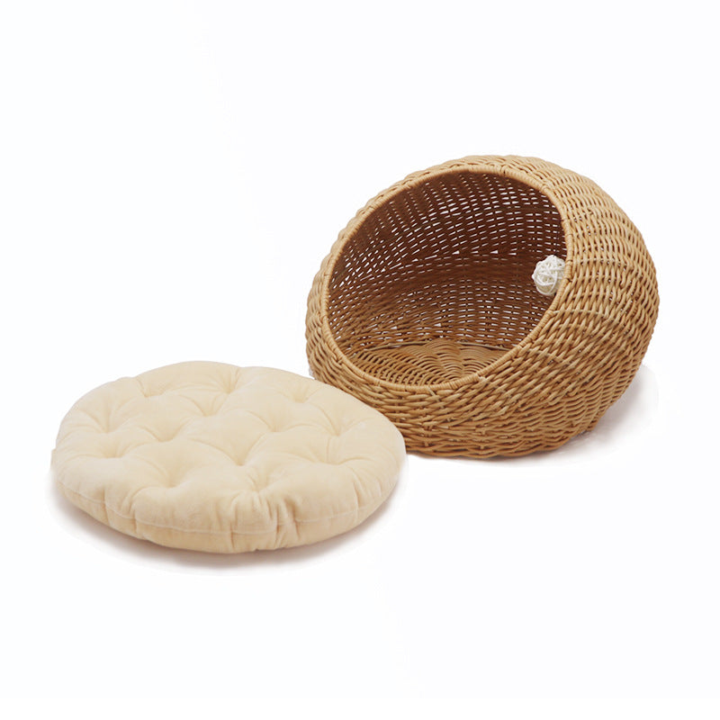 Cozy Cat Bed made of Woven Natural Material | Thrascher