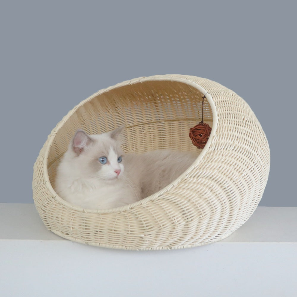 Cozy Cat Bed made of Woven Natural Material | Thrascher