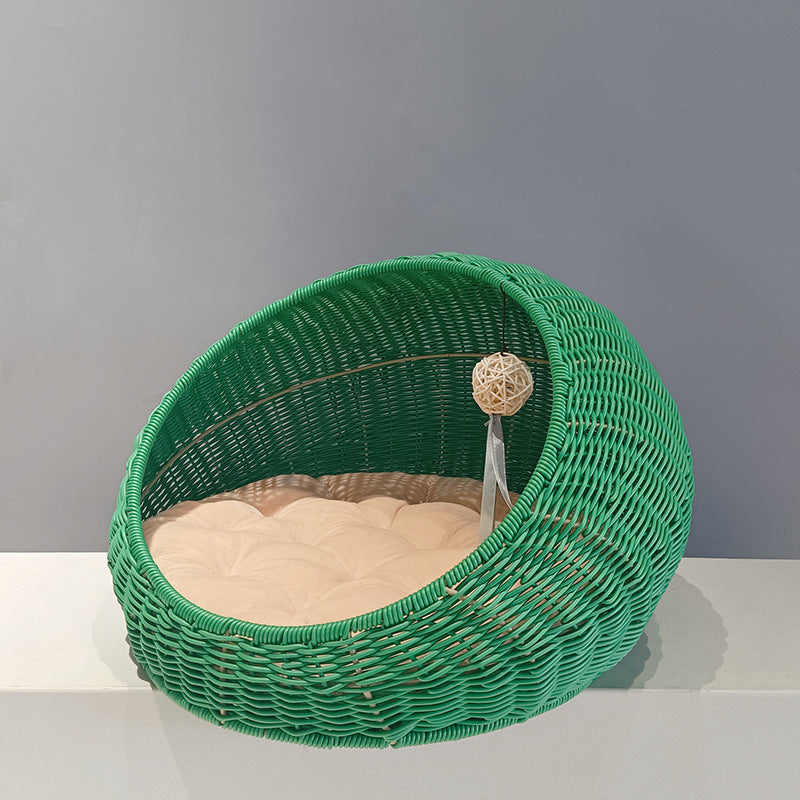 Cozy Cat Bed made of Woven Natural Material | Thrascher