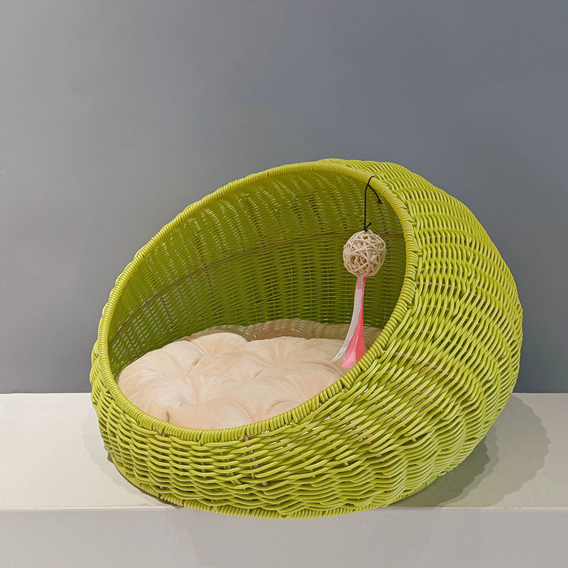 Cozy Cat Bed made of Woven Natural Material | Thrascher