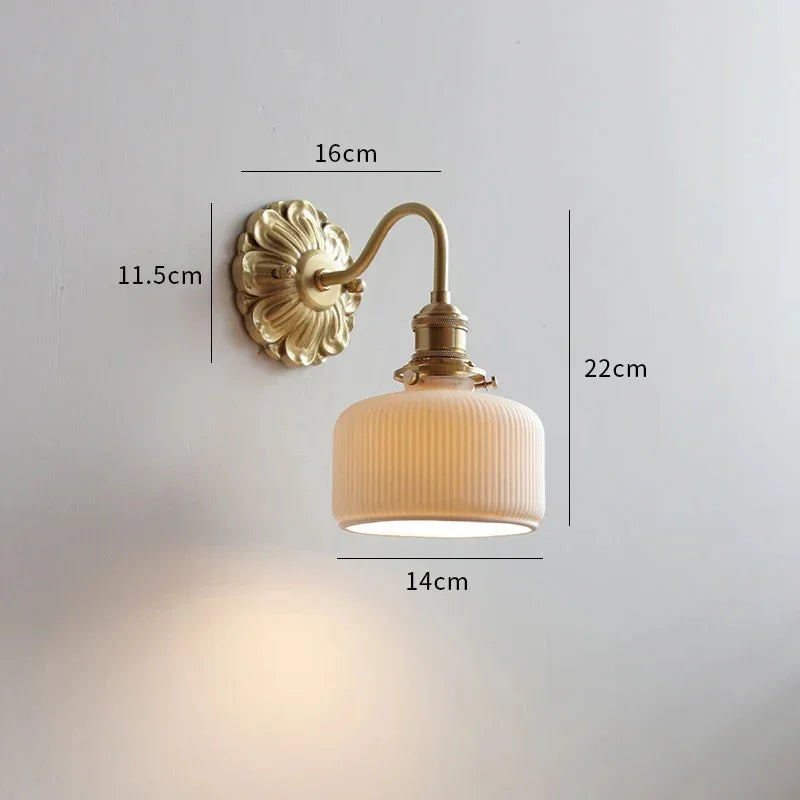 Dalvvia Brass Lamp