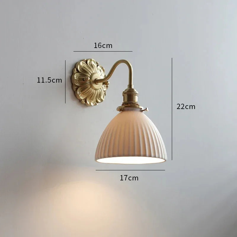 Dalvvia Brass Lamp
