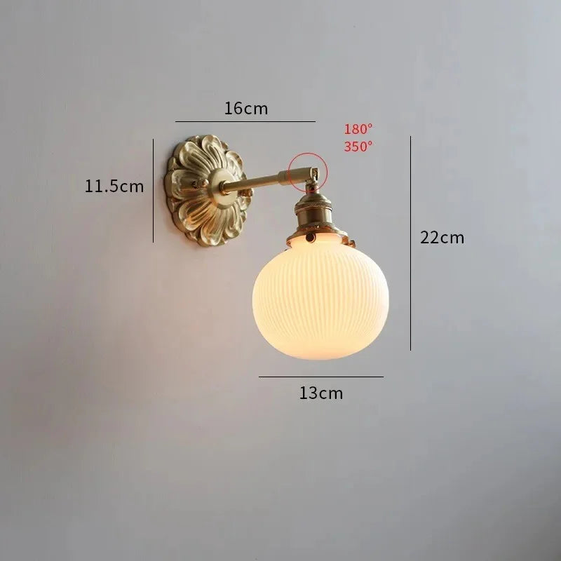 Dalvvia Brass Lamp