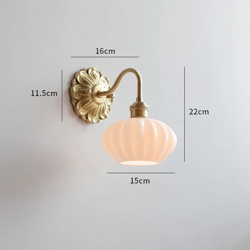 Dalvvia Brass Lamp