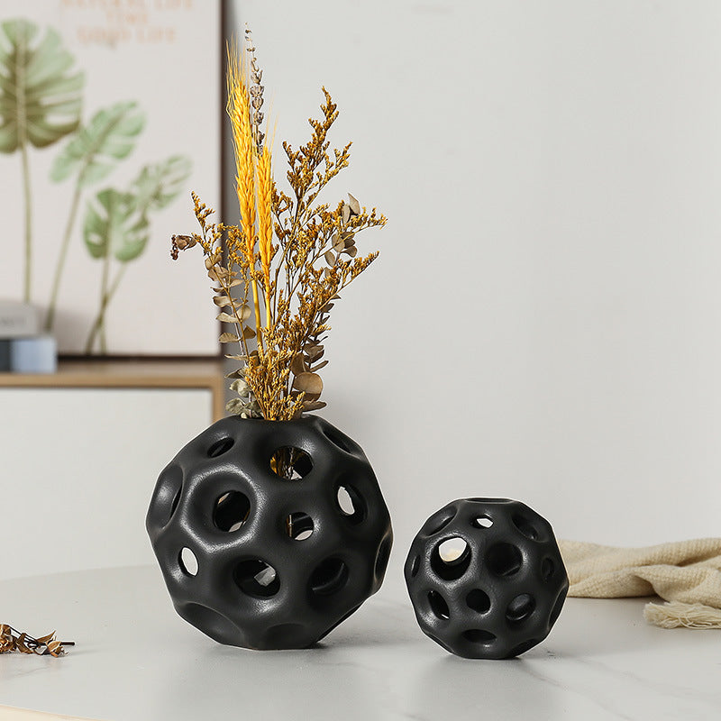 Decorative Ceramic Balls | Thrascher