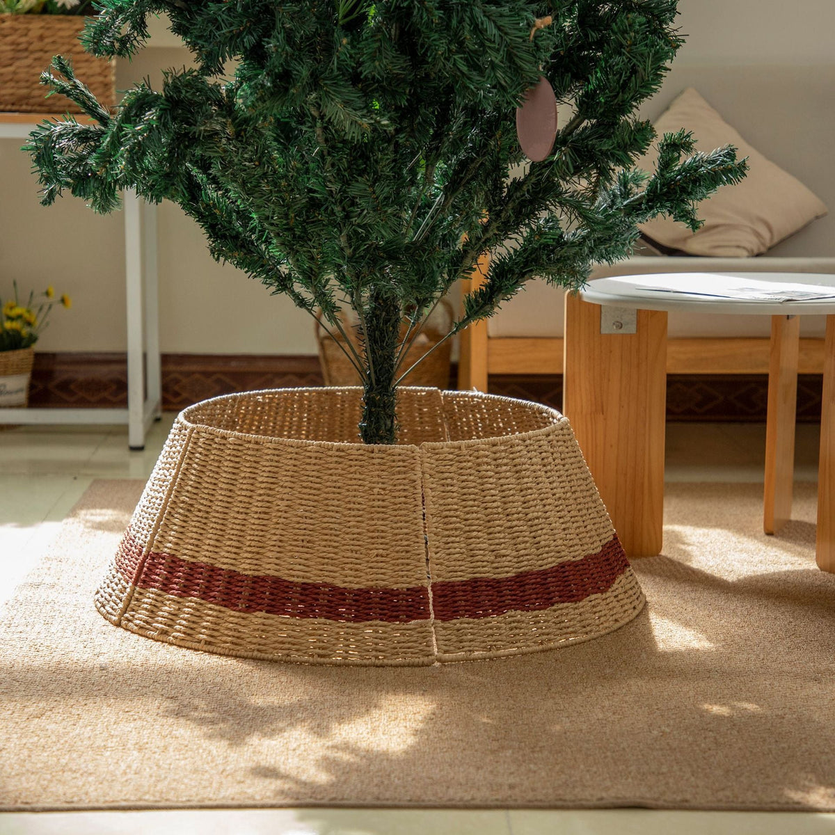 Decorative Christmas Tree Stand made of Wicker | Thrascher