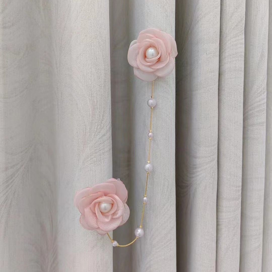 Decorative Curtain Clip with Flower Design | Thrascher